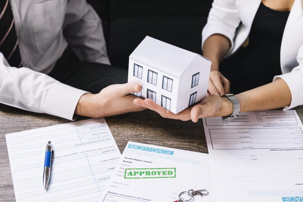 Real Estate Agent in Indirapuram